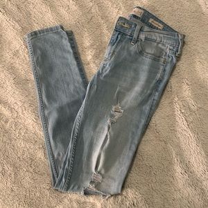 Hollister low rise super skinny jeans size 3R